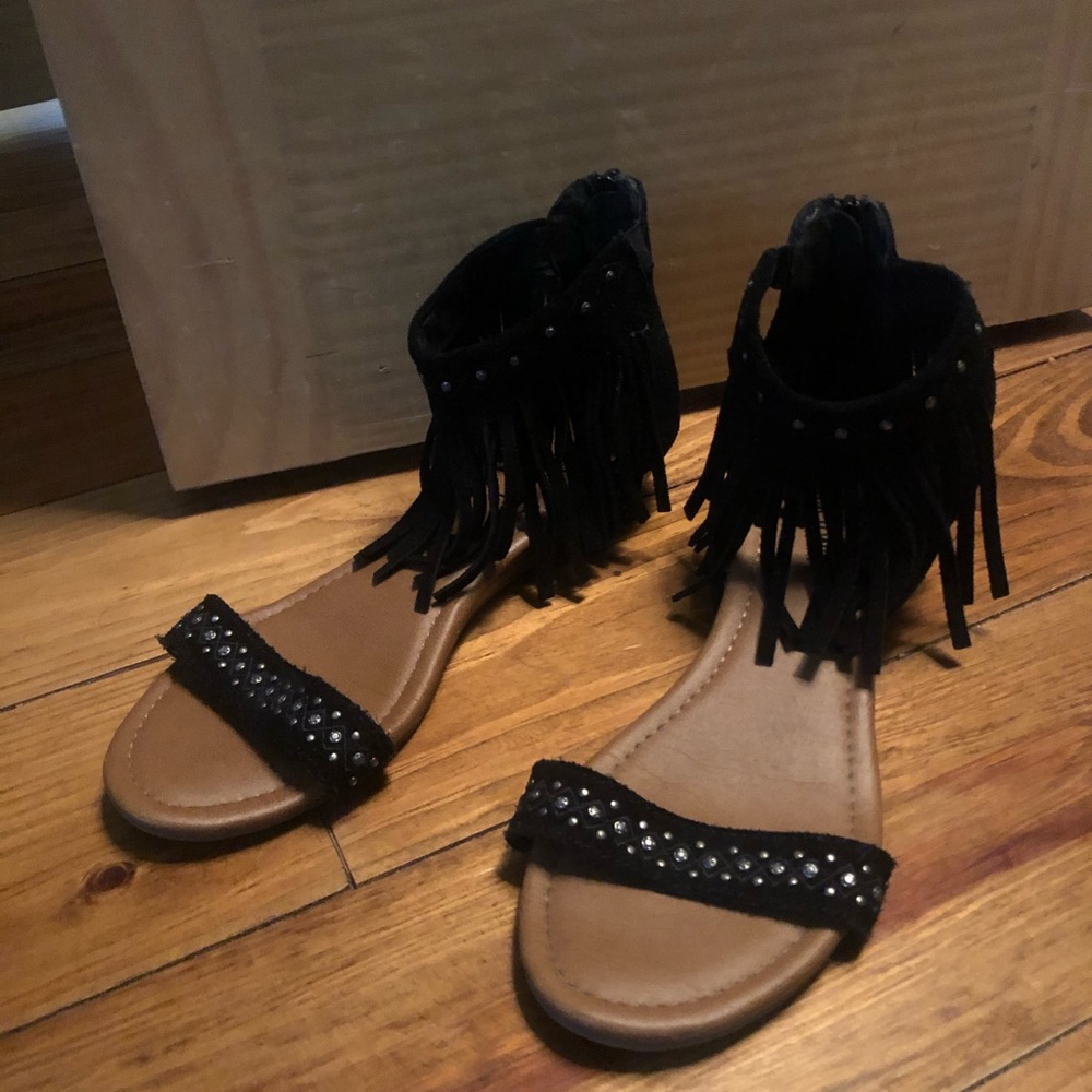 Black Fringe Sandals - women’s